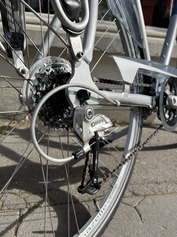 Vélo hollandais Gazelle Fuente dérailleur